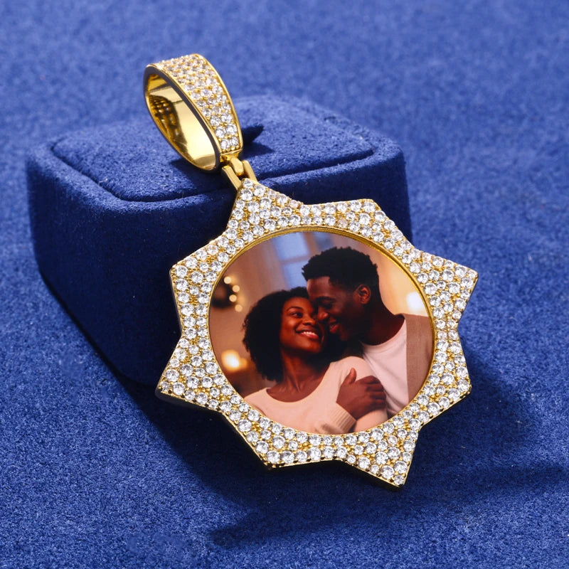 Luxe Star Moissanite Picture Pendant