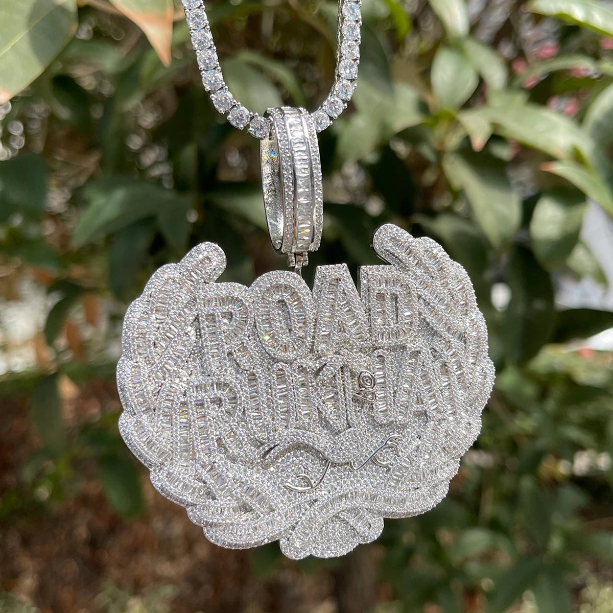 Iced Out Road Runna Pendant