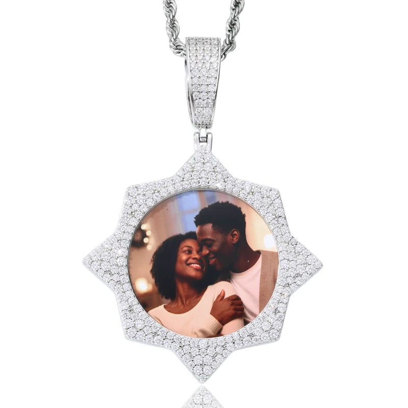 Luxe Star Moissanite Picture Pendant