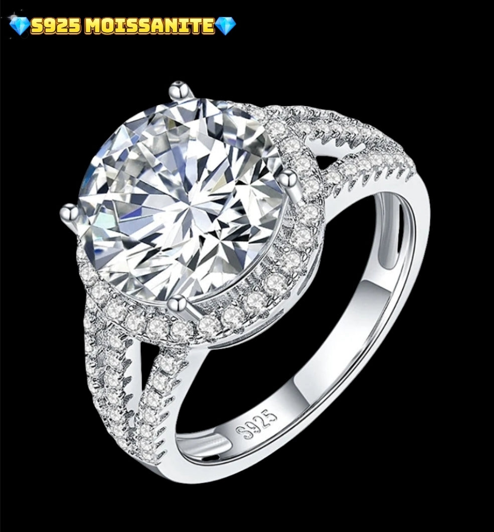 3-5ct Moissanite Grand Classic Ring