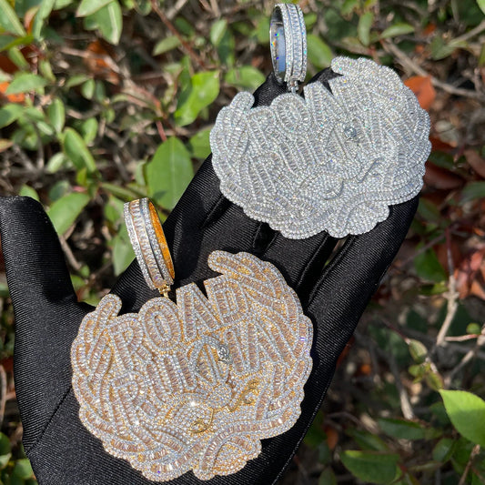Iced Out Road Runna Pendant