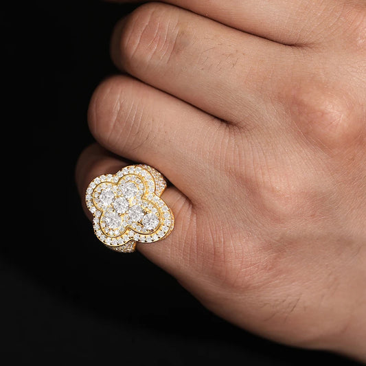 Clover Cross Ring